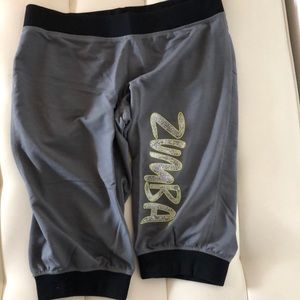 Shake Your Shuttle Capri